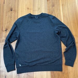 Vuori Men's Ponto Performance Crew Dark Gray Sweater Pullover